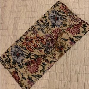 Envelope Vintage Clutch